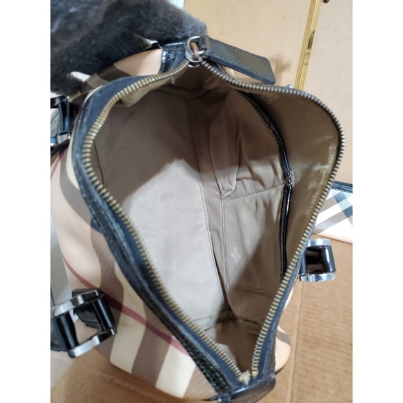 Burberry Beige/Black Nova Check PVC Chester Boston Bag - Picture 16 of 16